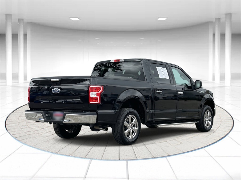 2019 Ford F-150 XLT photo 2