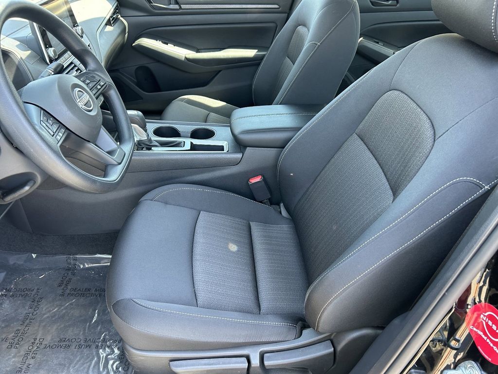 2025 Nissan Altima S - Photo 24