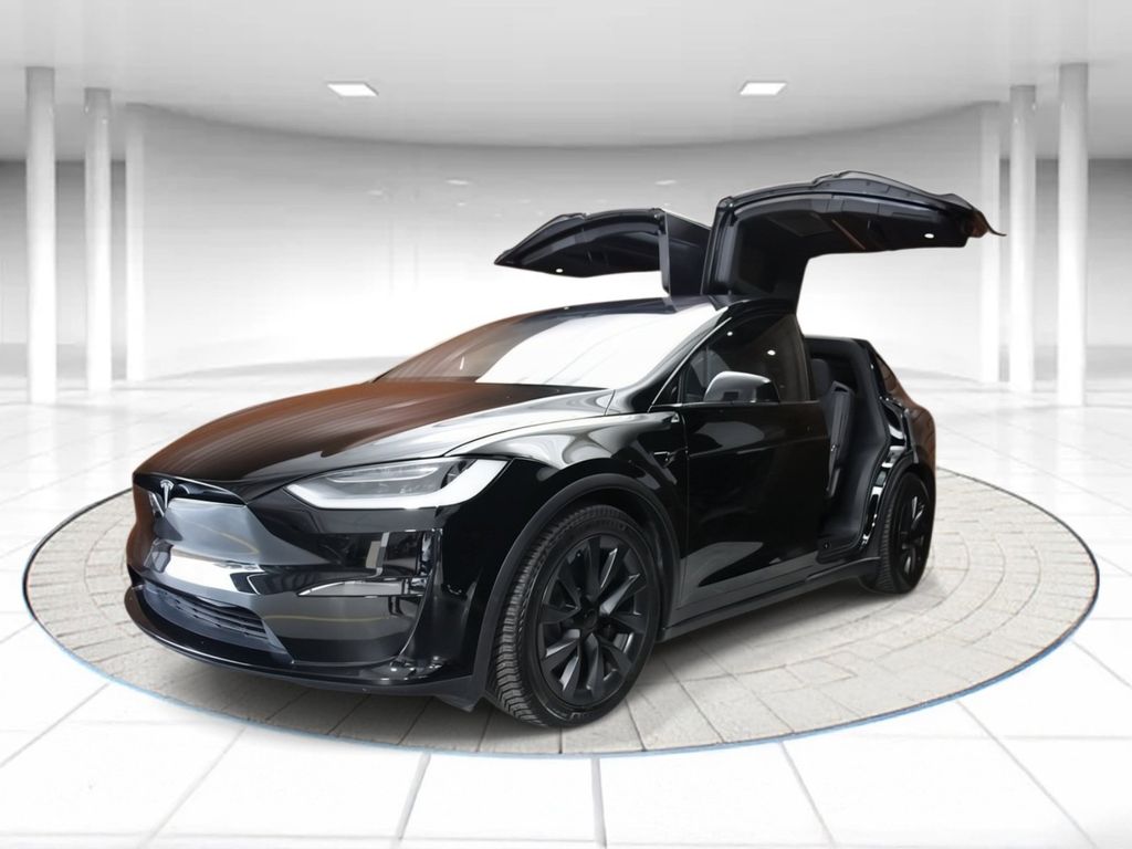 2022 Tesla Model X Long Range's photo