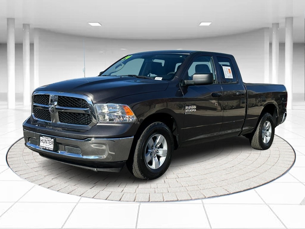 2024 RAM Ram 1500 Classic SLT's photo