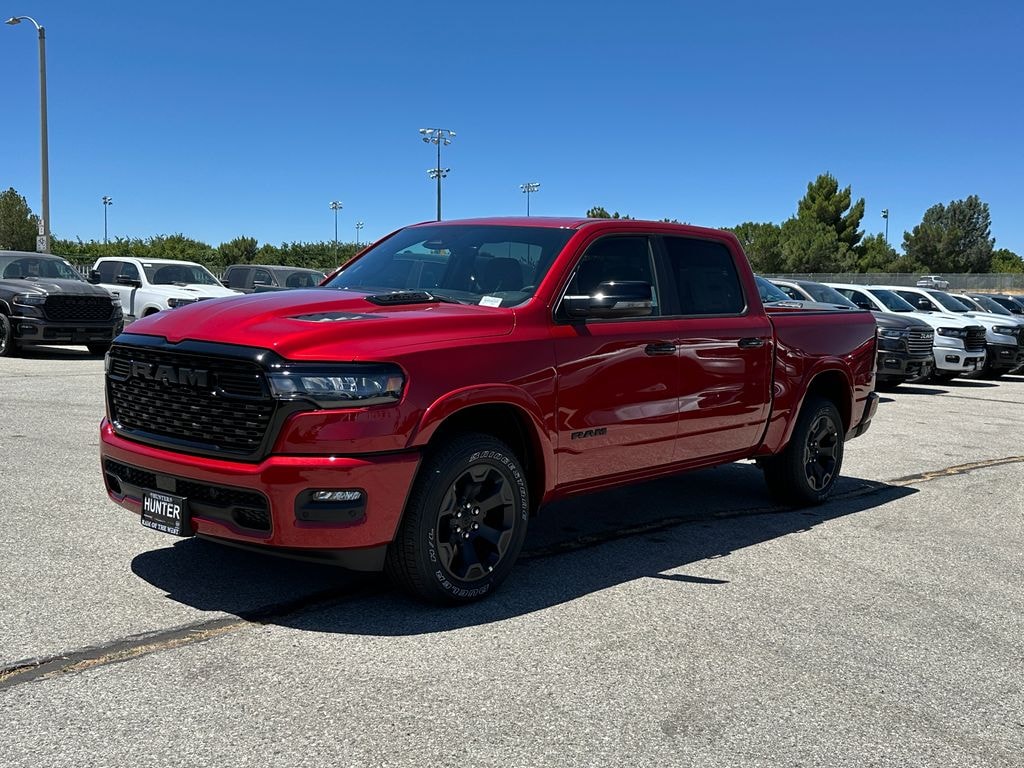 New 2026 Ram 1500 BIG HORN CREW CAB 4X4 5'7 BOX Pickup