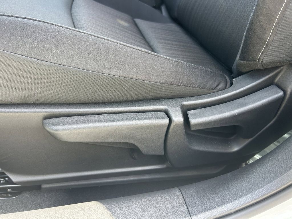 2025 Nissan Altima S - Photo 17