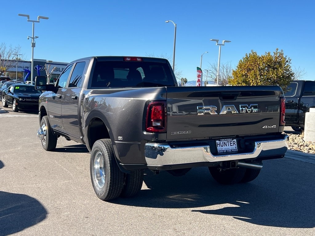 New 2026 Ram 3500 BIG HORN CREW CAB 4X4 8' BOX Pickup