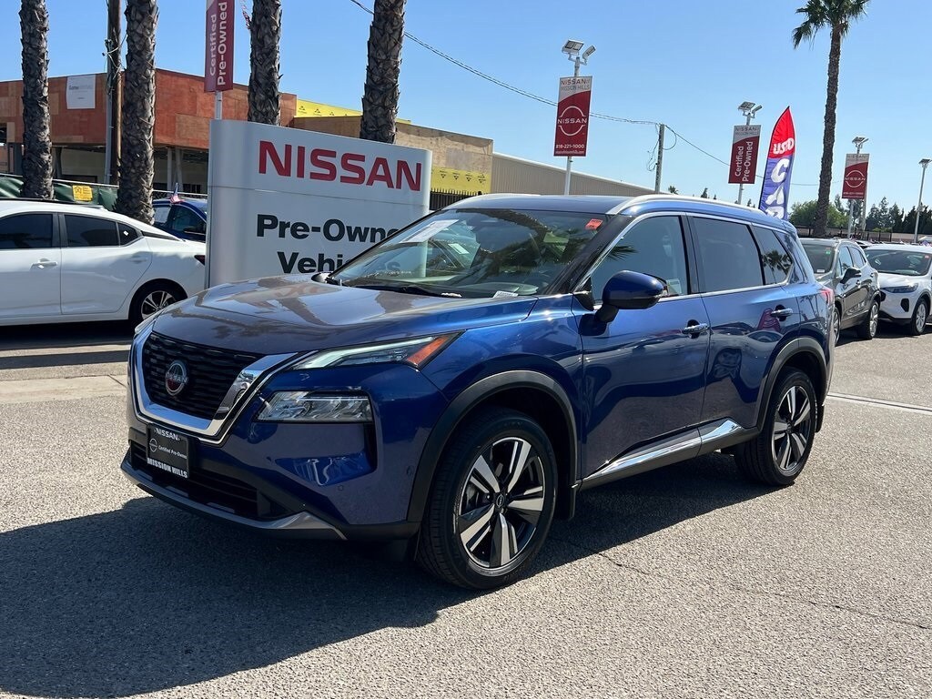 2023 Nissan Rogue SL photo 2