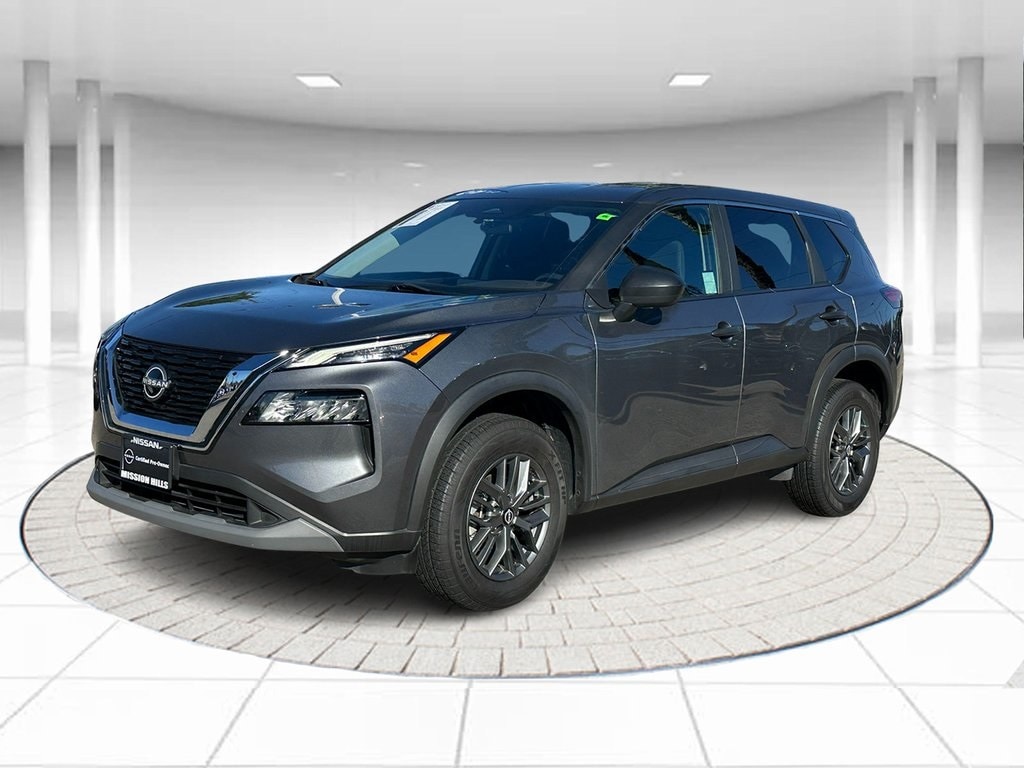 2023 Nissan Rogue S's photo