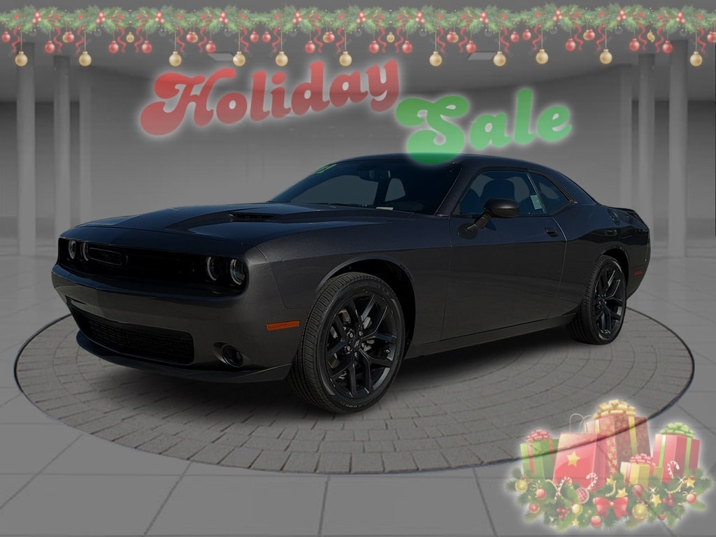 2022 Dodge Challenger SXT's photo