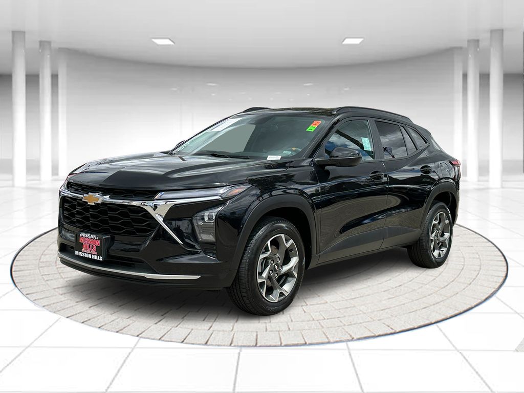 2024 Chevrolet Trax LT's photo