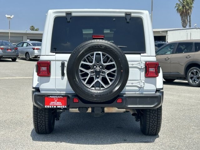 2024 Jeep Wrangler Sahara photo 4