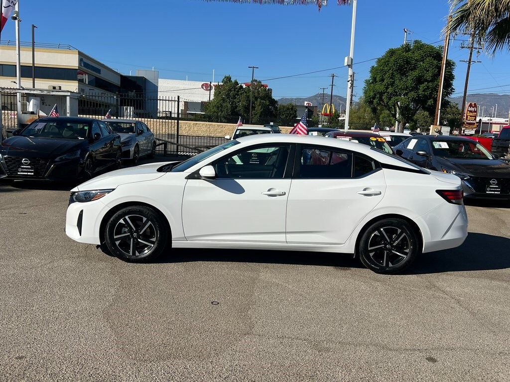 2024 Nissan Sentra SV photo 3
