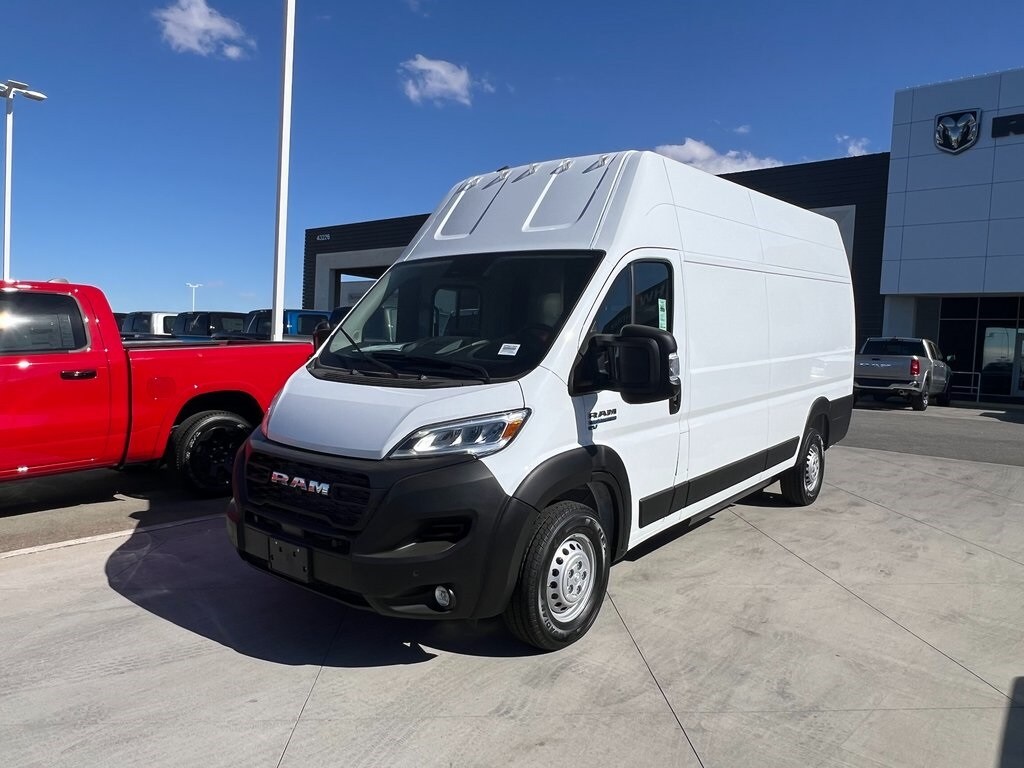 2024 Ram ProMaster 3500 photo 2