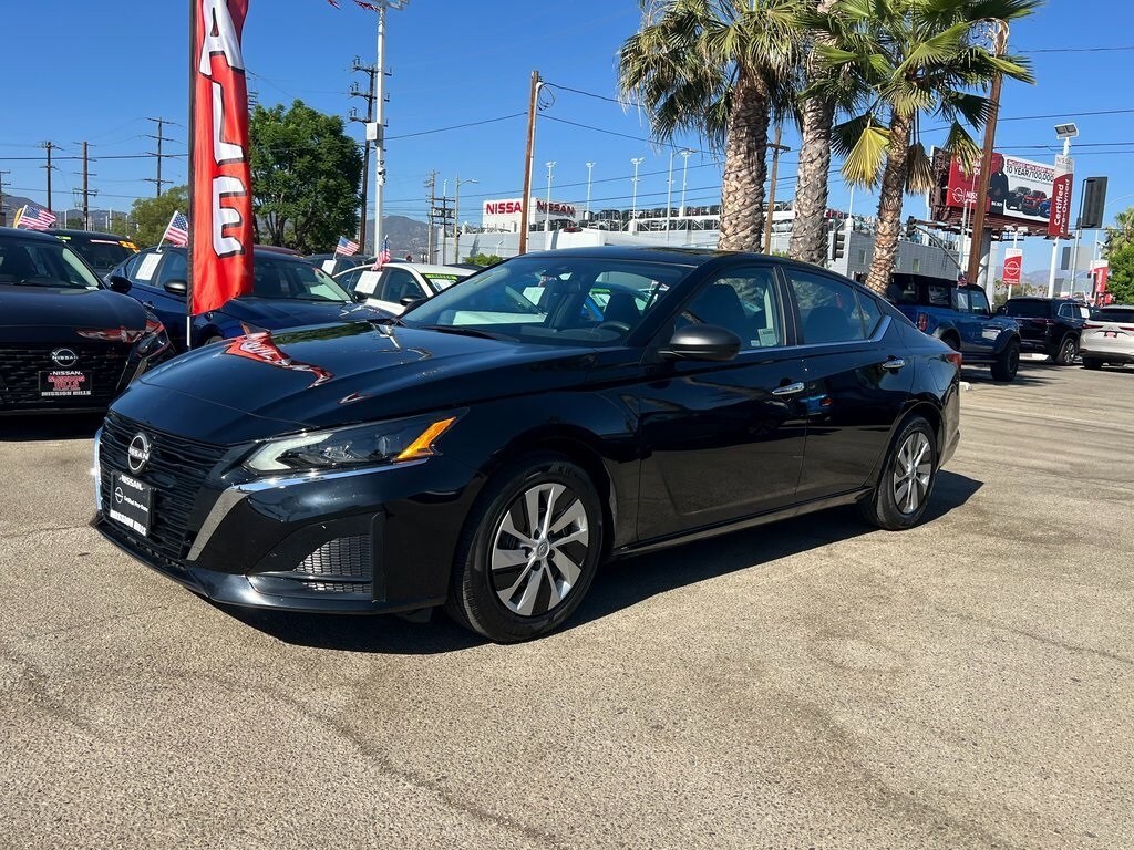 2025 Nissan Altima 2.5 S photo 2