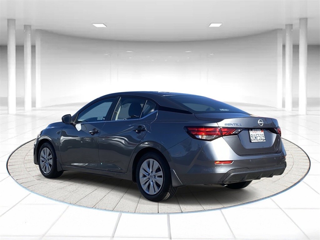 2025 Nissan Sentra S photo 2