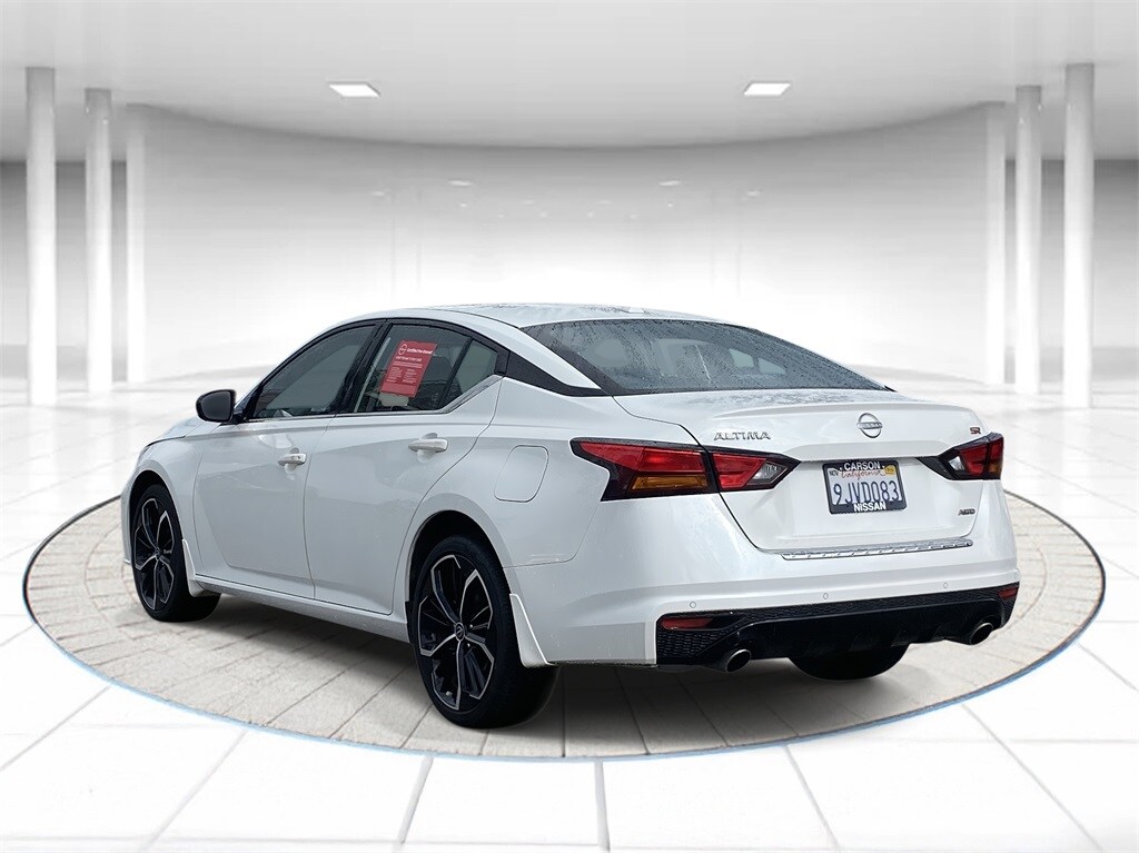 2023 Nissan Altima 2.5 SR photo 2