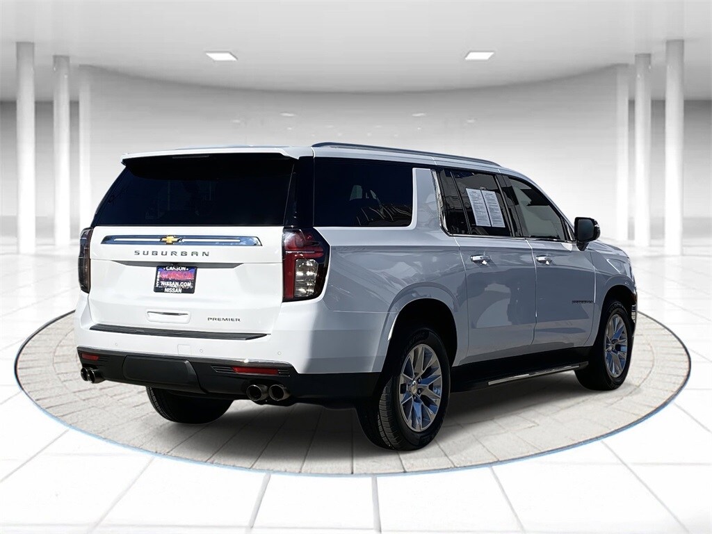 2023 Chevrolet Suburban Premier photo 4