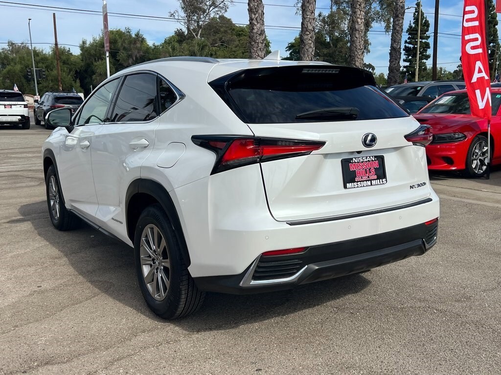 2020 Lexus ES 350 F SPORT photo 4