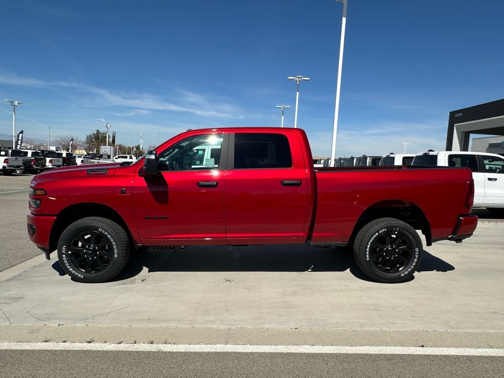 New 2026 Ram 2500 BIG HORN CREW CAB 4X4 6'4 BOX Pickup