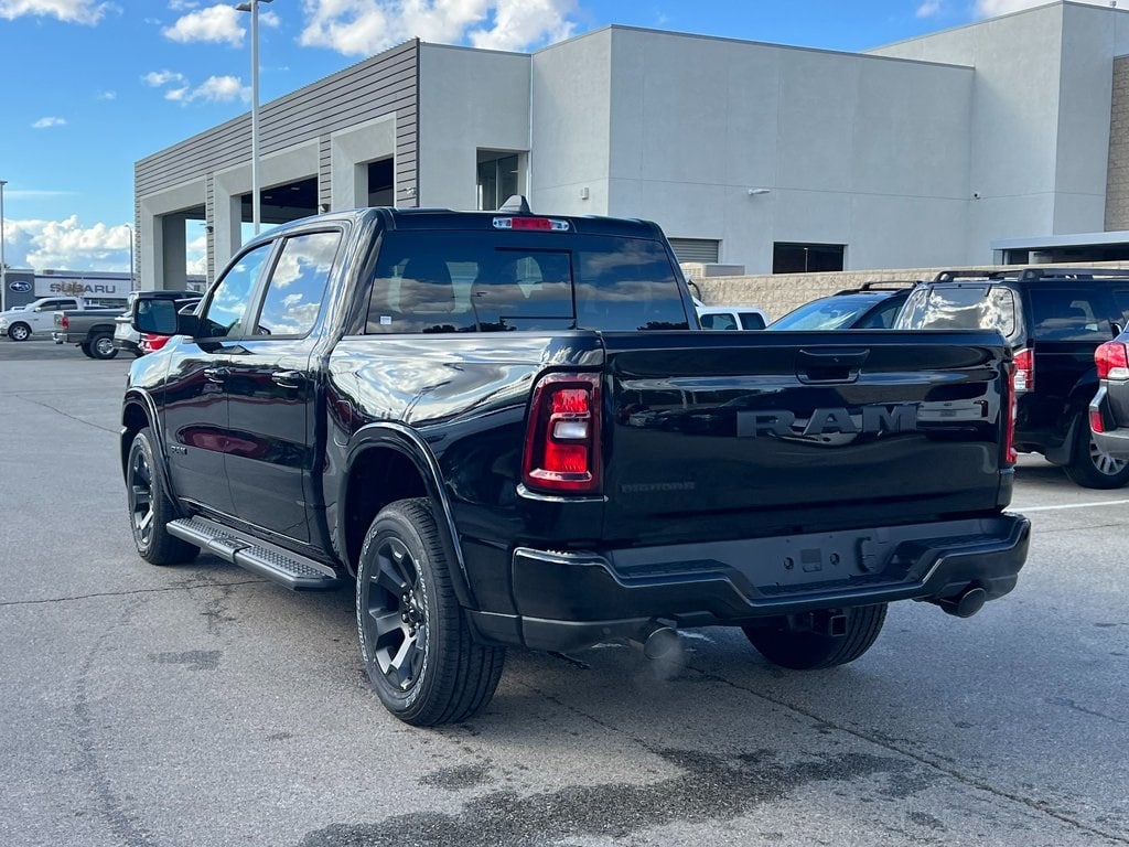 New 2026 Ram 1500 BIG HORN CREW CAB 4X2 5'7 BOX Pickup
