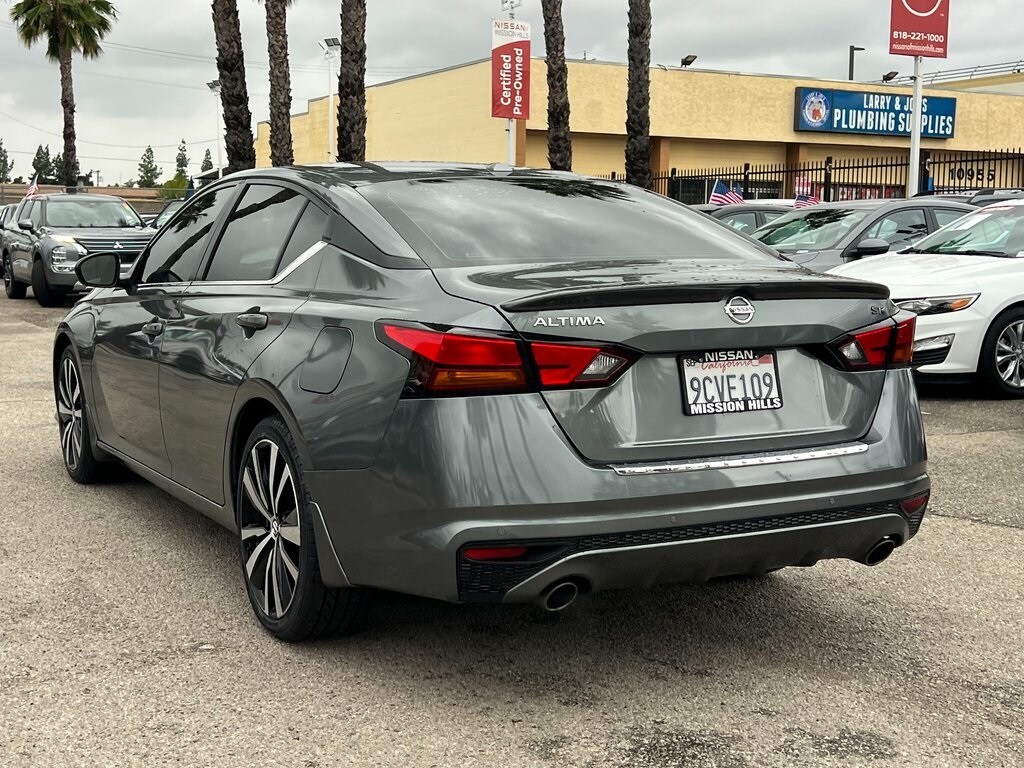 2022 Nissan Altima 2.5 SR photo 4