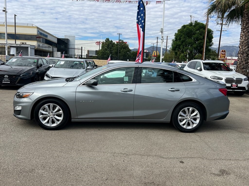 2024 Chevrolet Malibu 1LT photo 3