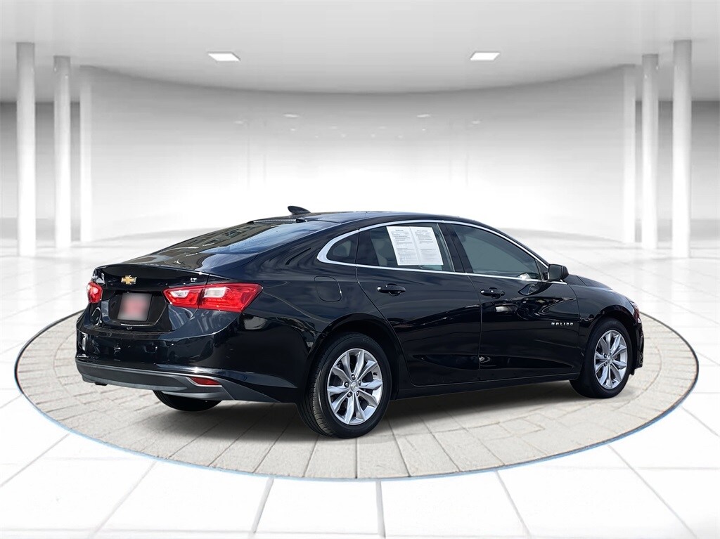 2023 Chevrolet Malibu 1LT photo 3
