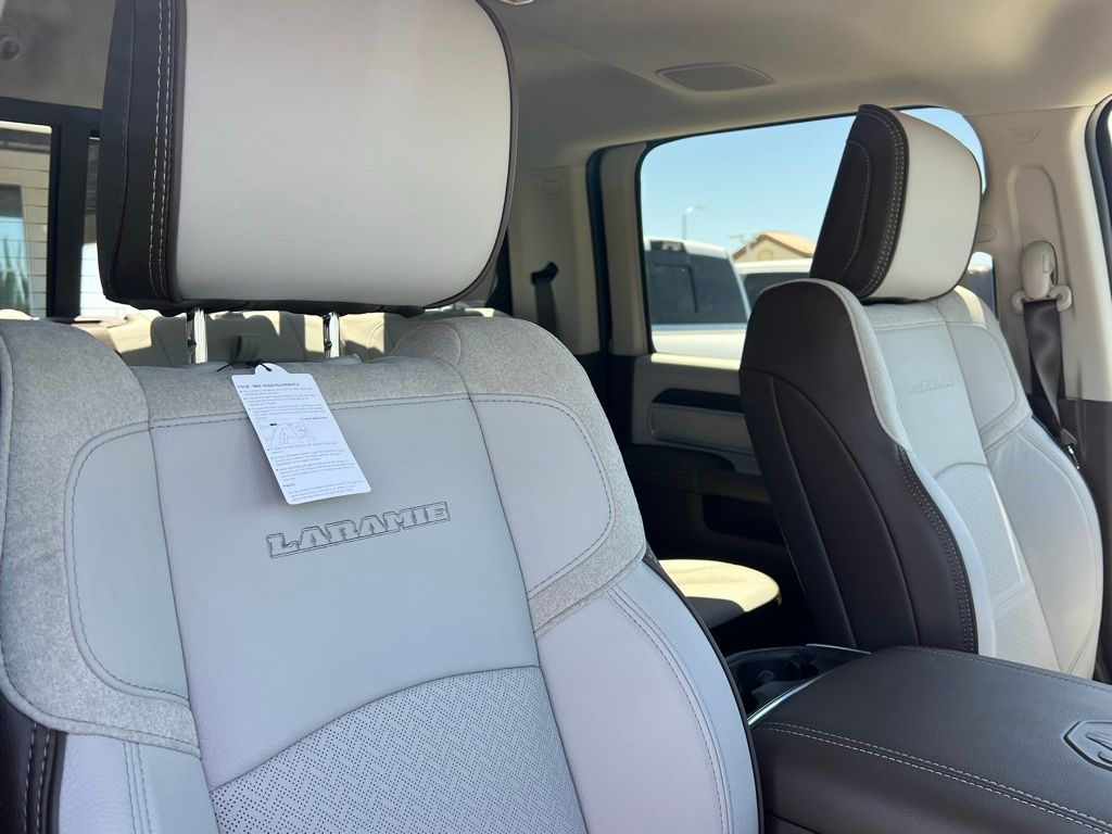 2025 RAM 2500 Laramie - Photo 12