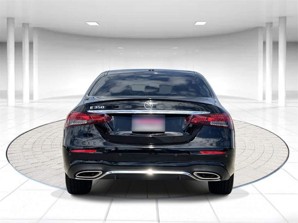 2022 Mercedes Benz E 350 Sedan photo 3