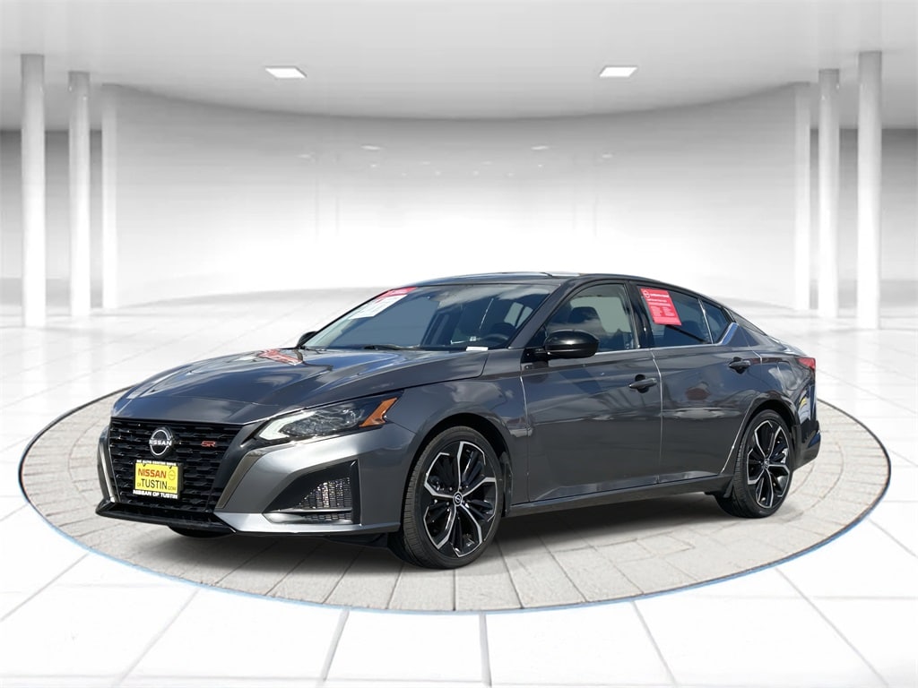 2023 Nissan Altima SR