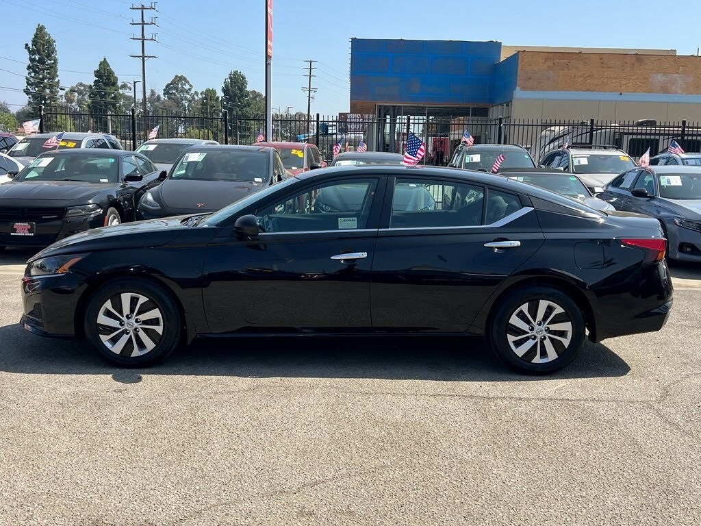 2025 Nissan Altima 2.5 S photo 3