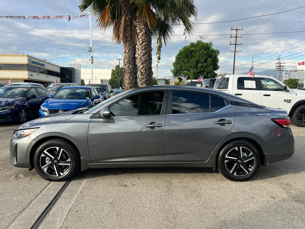 2024 Nissan Sentra SV photo 3
