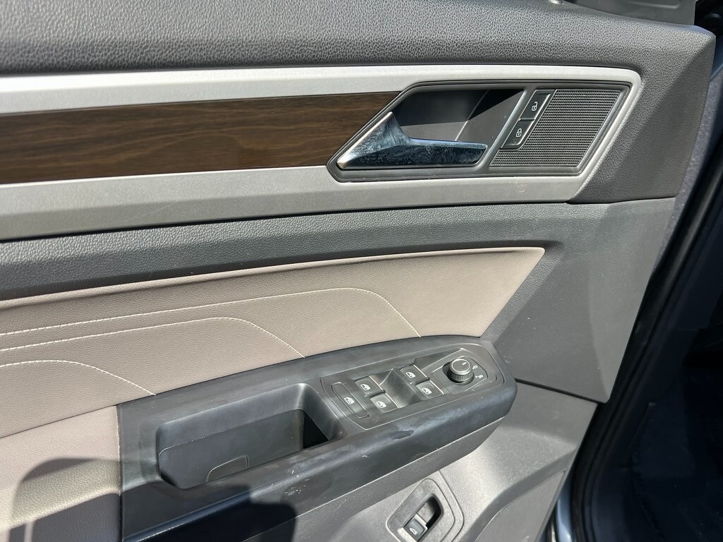 2021 Volkswagen Atlas V6 SE Technology photo 4