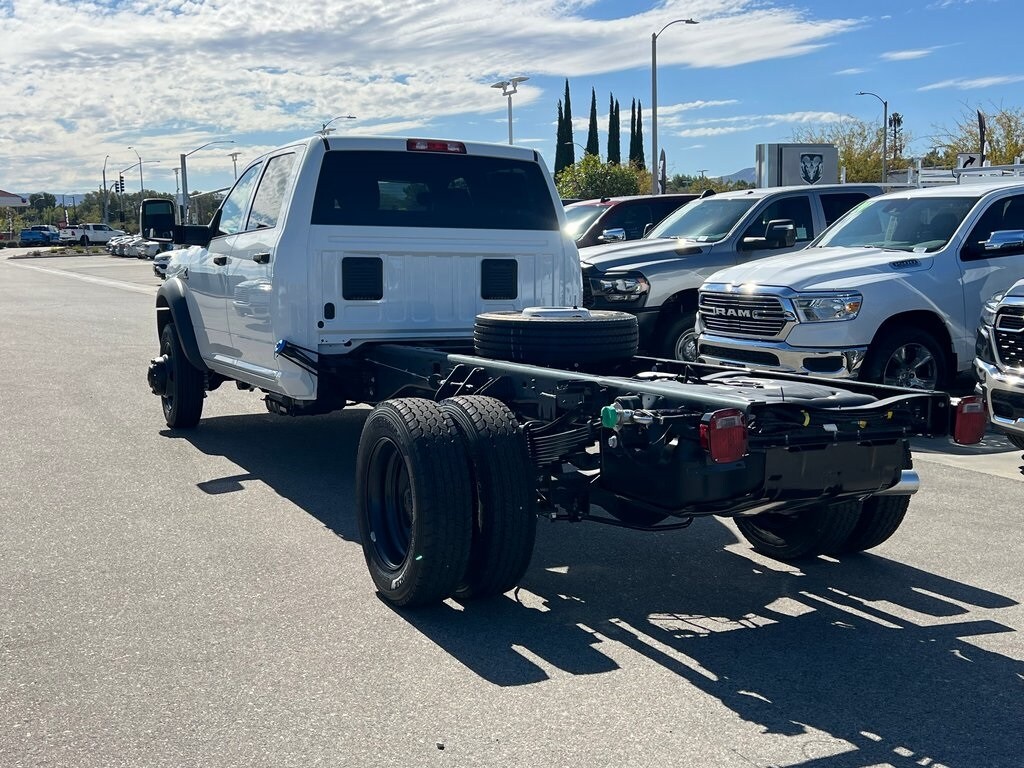 2026 Ram 5500 Tradesman photo 3