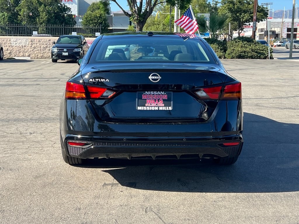 2025 Nissan Altima 2.5 S photo 4