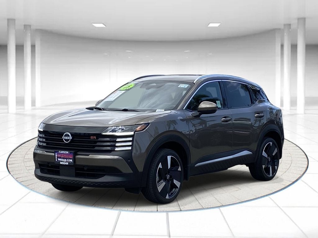 2025 Nissan Kicks 2.0 SR's photo