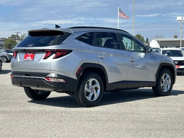 2024 Hyundai Tucson SEL photo 2