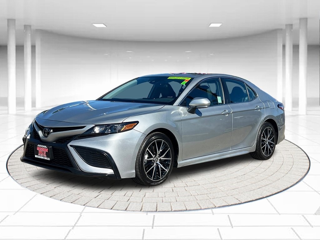 2023 Toyota Camry SE Nightshade