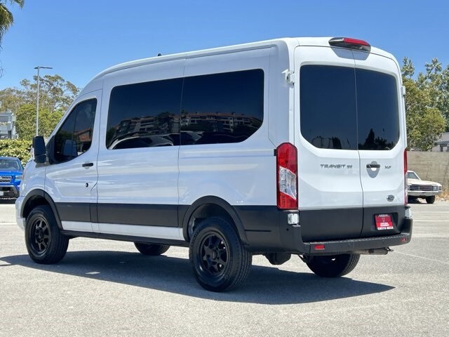 2020 Ford Transit Passenger XLT photo 2