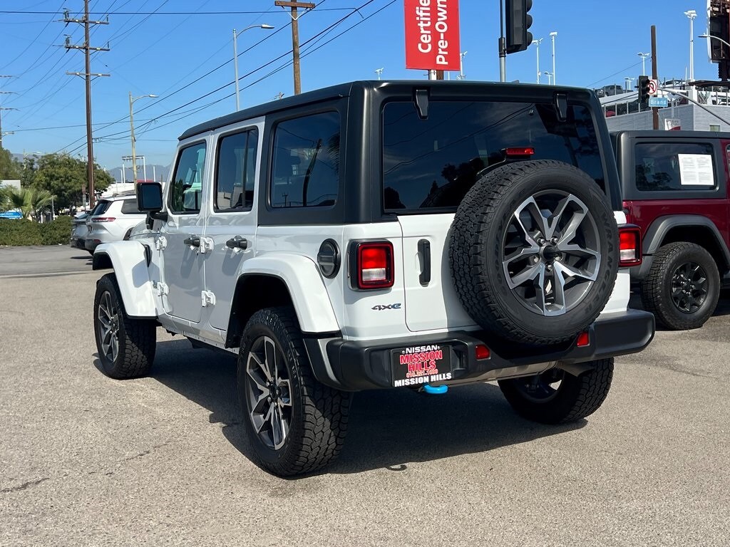 2024 Jeep Wrangler 4xe Unlimited Rubicon photo 4