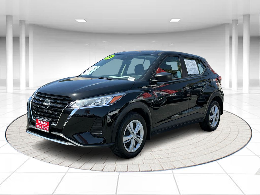 2024 Nissan Kicks 1.6 S's photo