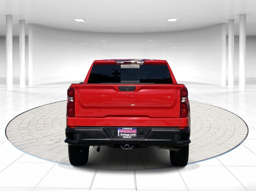 2022 Chevrolet Silverado 1500 LT photo 3