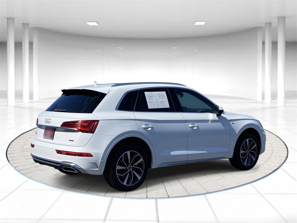 2022 Audi Q5 45 S line Premium photo 4