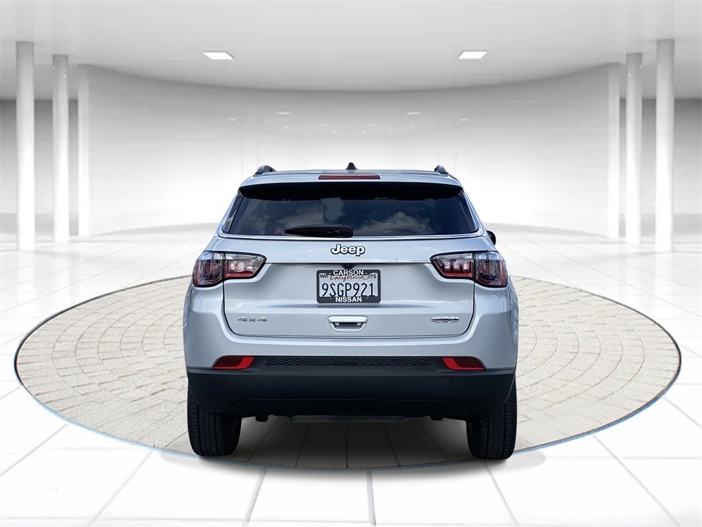 2024 Jeep Compass North Edition Latitude photo 2