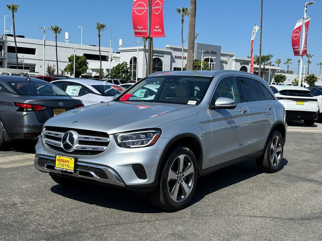 2022 Mercedes Benz GLC 300 4MATIC photo 2