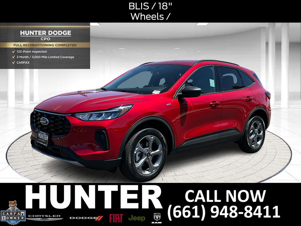 2025 Ford Escape ST-Line AWD's photo