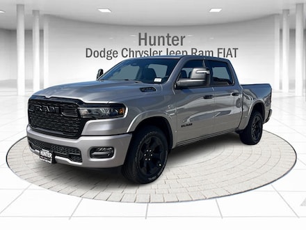 2026 Ram 1500 BIG HORN CREW CAB 4X4 5'7 BOX Pickup