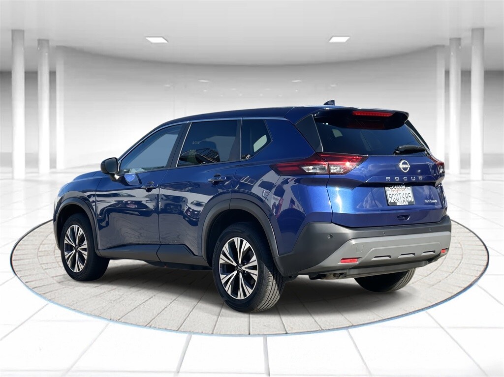 2023 Nissan Rogue SV photo 2