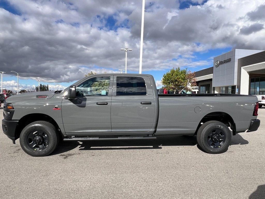 New 2026 Ram 3500 TRADESMAN CREW CAB 4X4 8' BOX Pickup