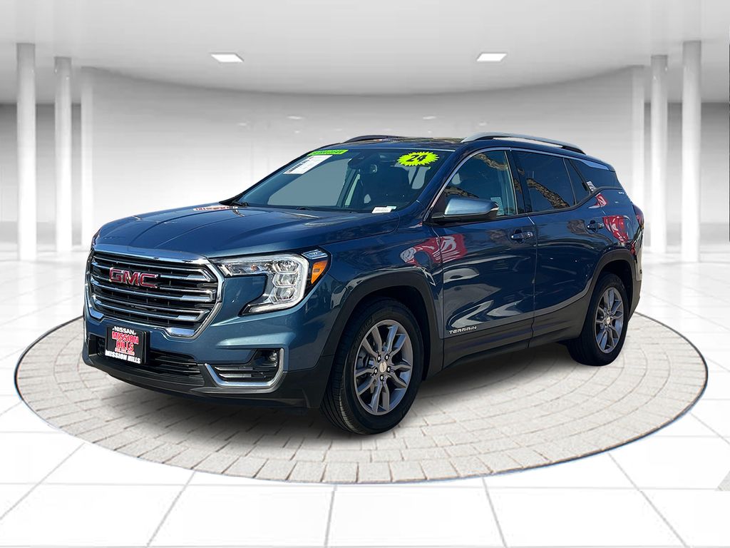 2024 GMC Terrain SLT FWD's photo