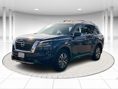 2025 Nissan Pathfinder SL SUV