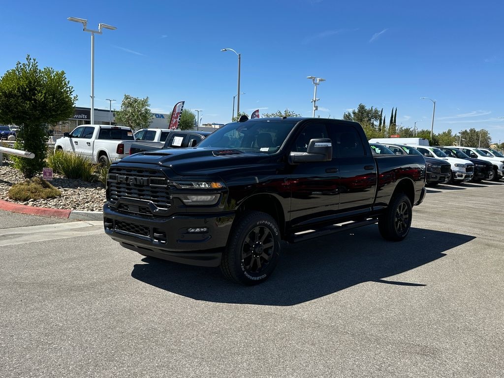 New 2026 Ram 2500 BLACK EXPRESS CREW CAB 4X4 6'4 BOX Pickup