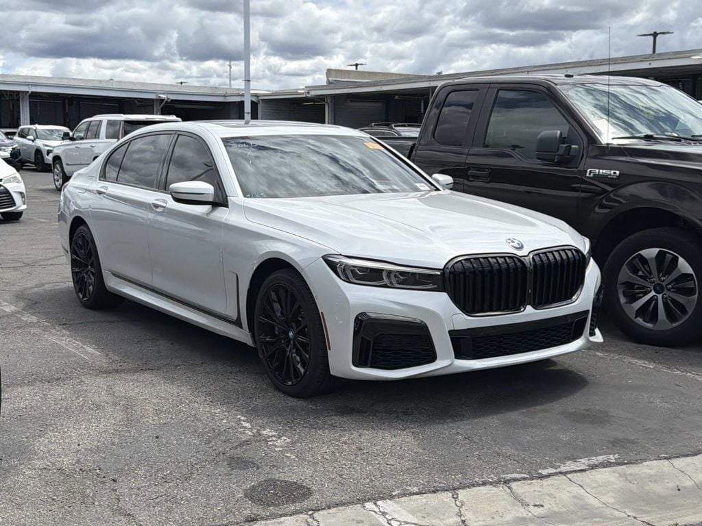 2022 BMW 7 Series 750i xDrive's photo